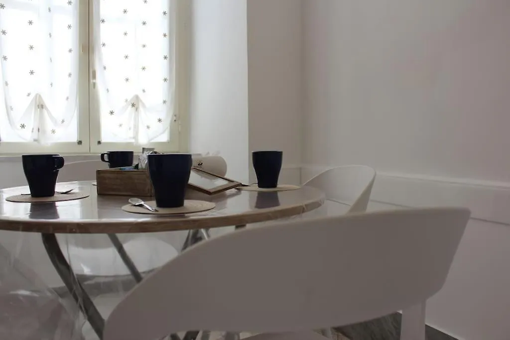 Nel Cuore Del Vomero Apartament Nápoly Apartman